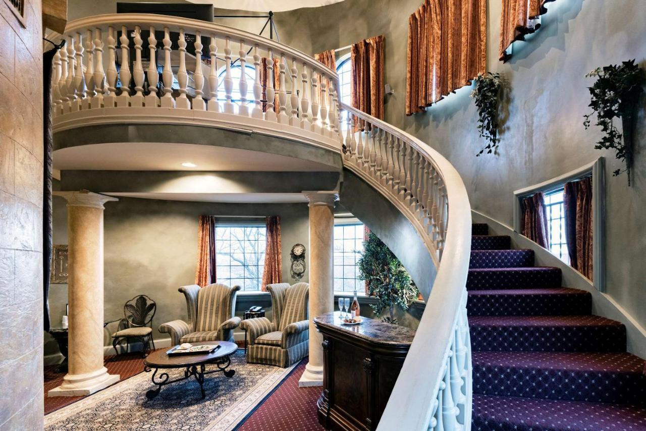 Chateau Avalon Kansas City Exterior photo